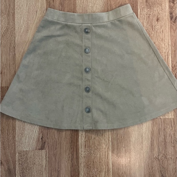 Harper Canyon Faux Suede Mini Skirt Size Medium - Picture 4 of 6